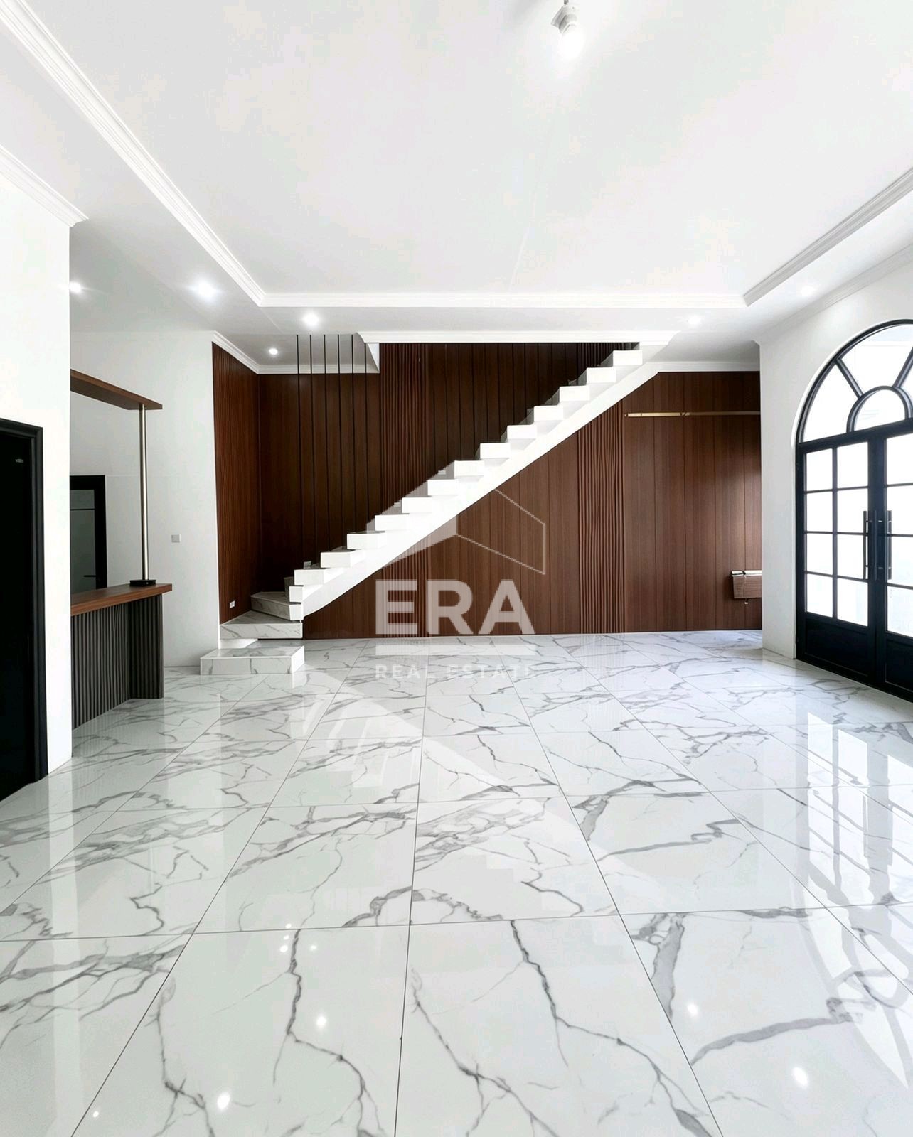 interior 8