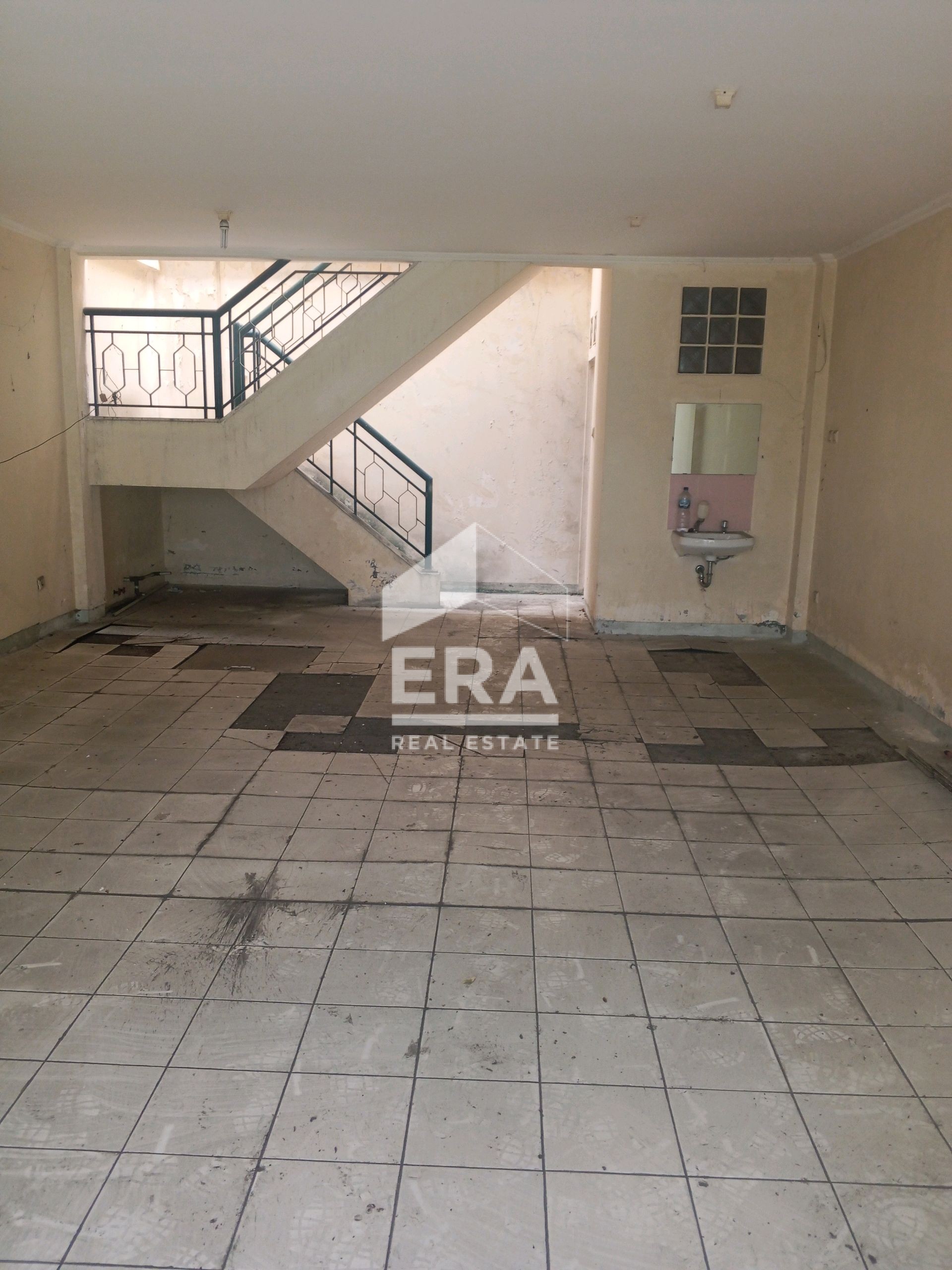 interior 2