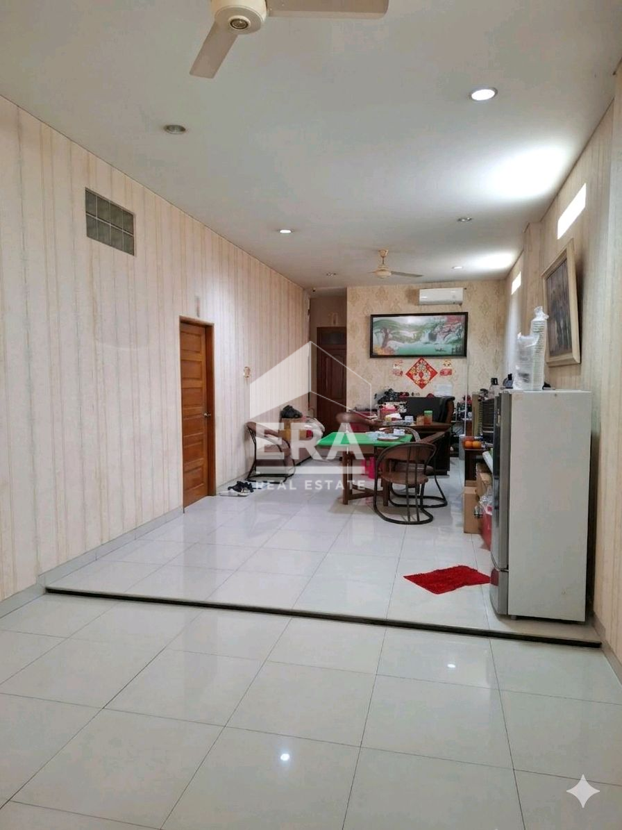 interior 4