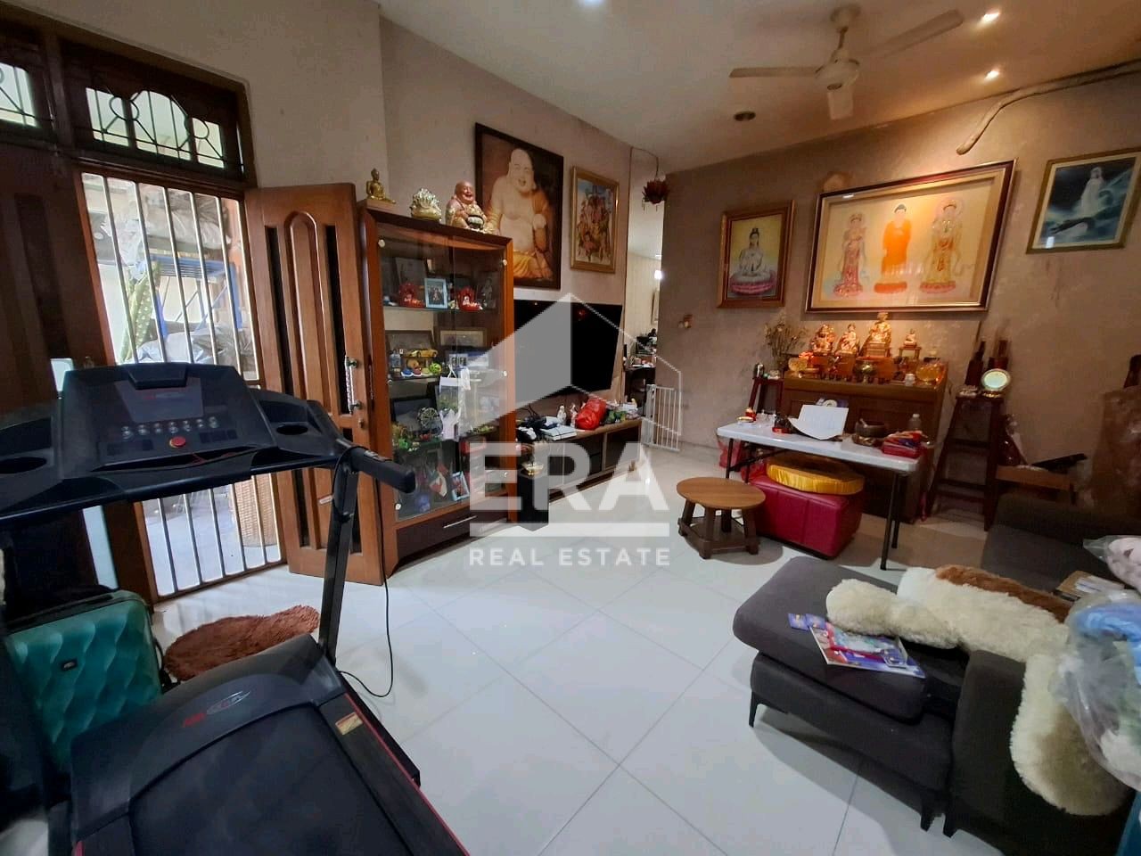 interior 6
