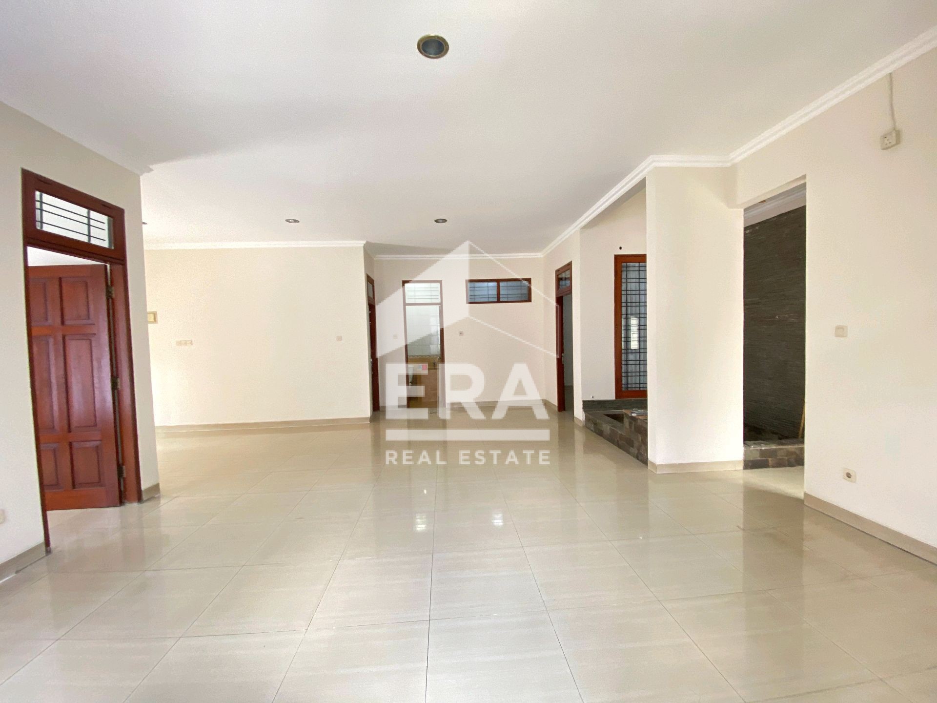 interior 3