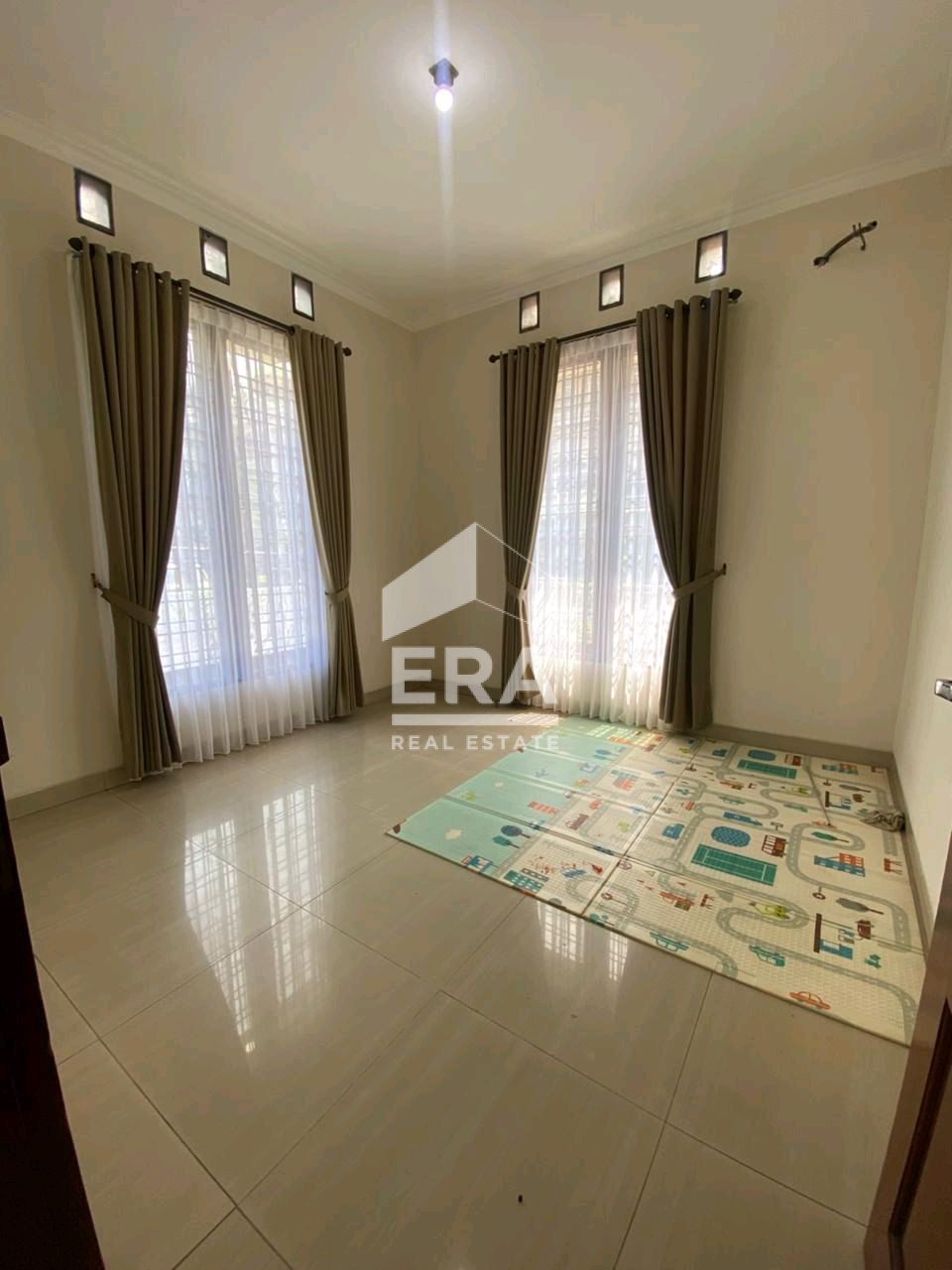interior 4