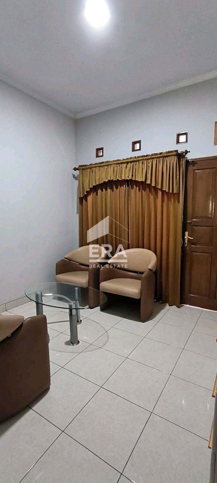 interior 2