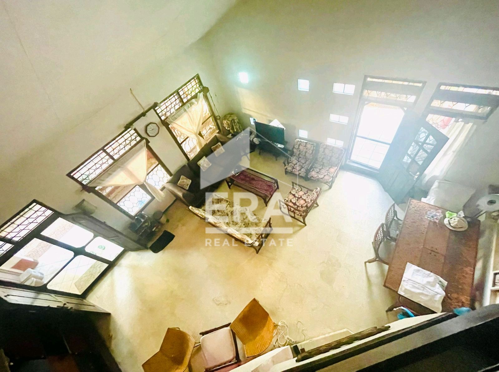 interior 2