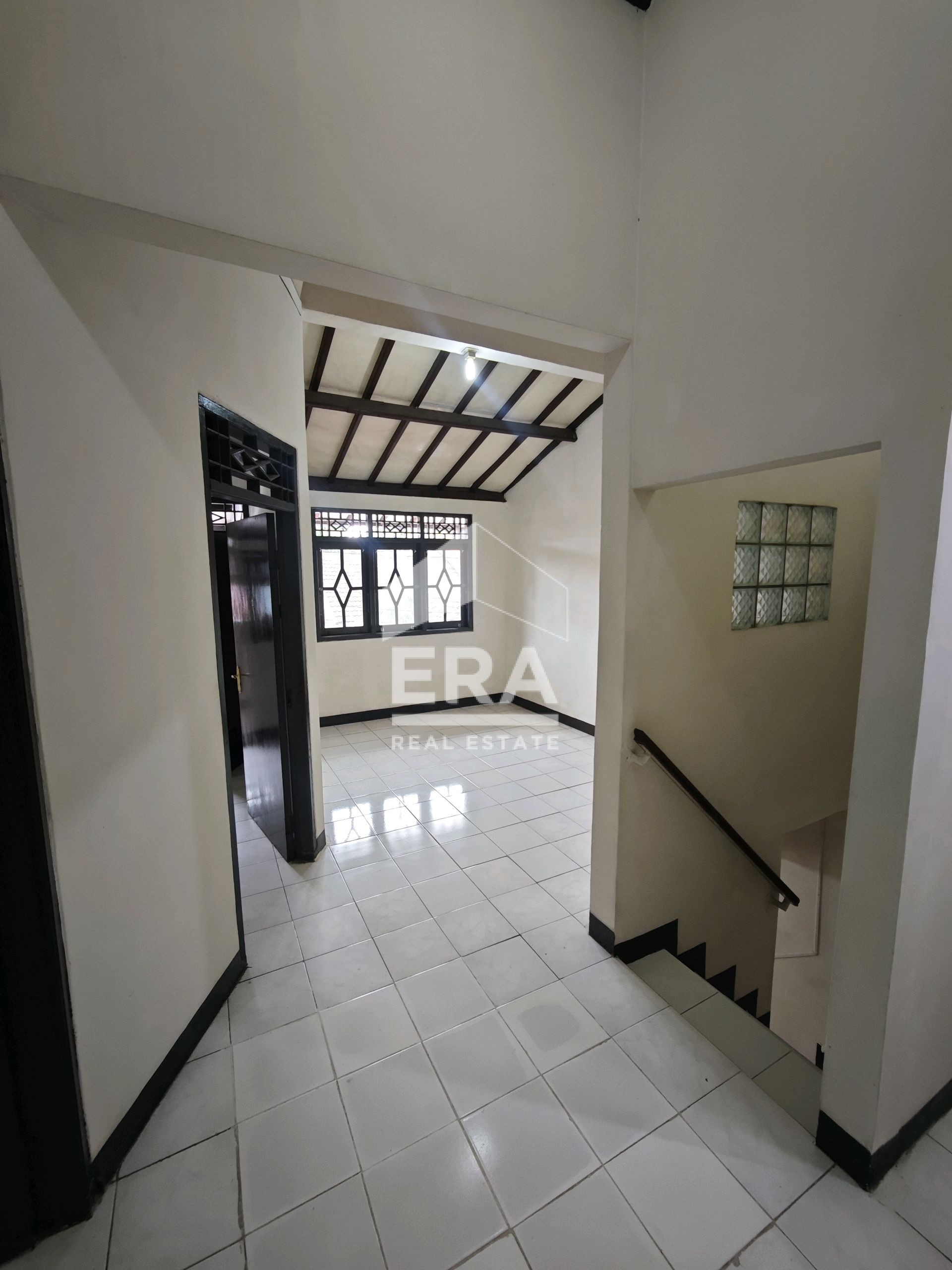 interior 7