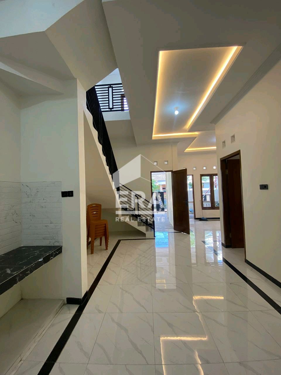 interior 3