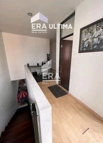 interior 7