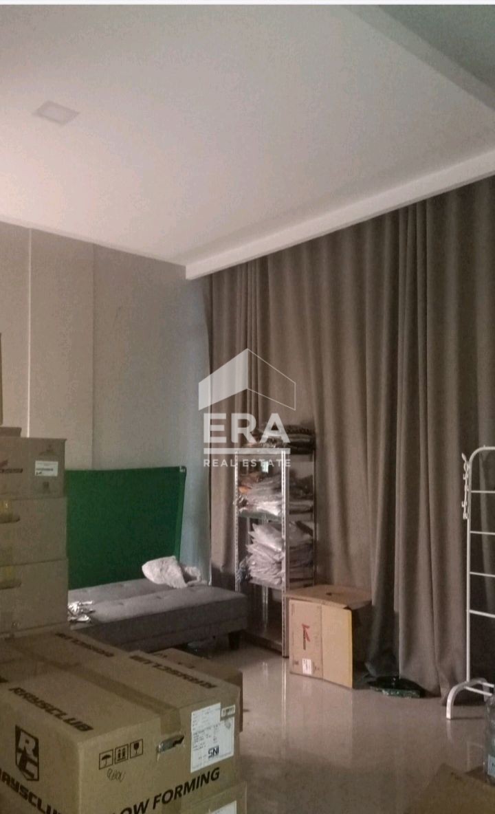 interior 2