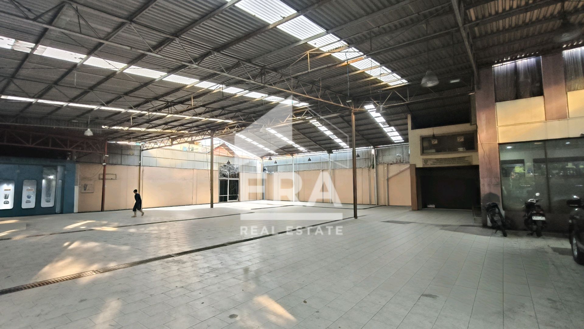 interior 2