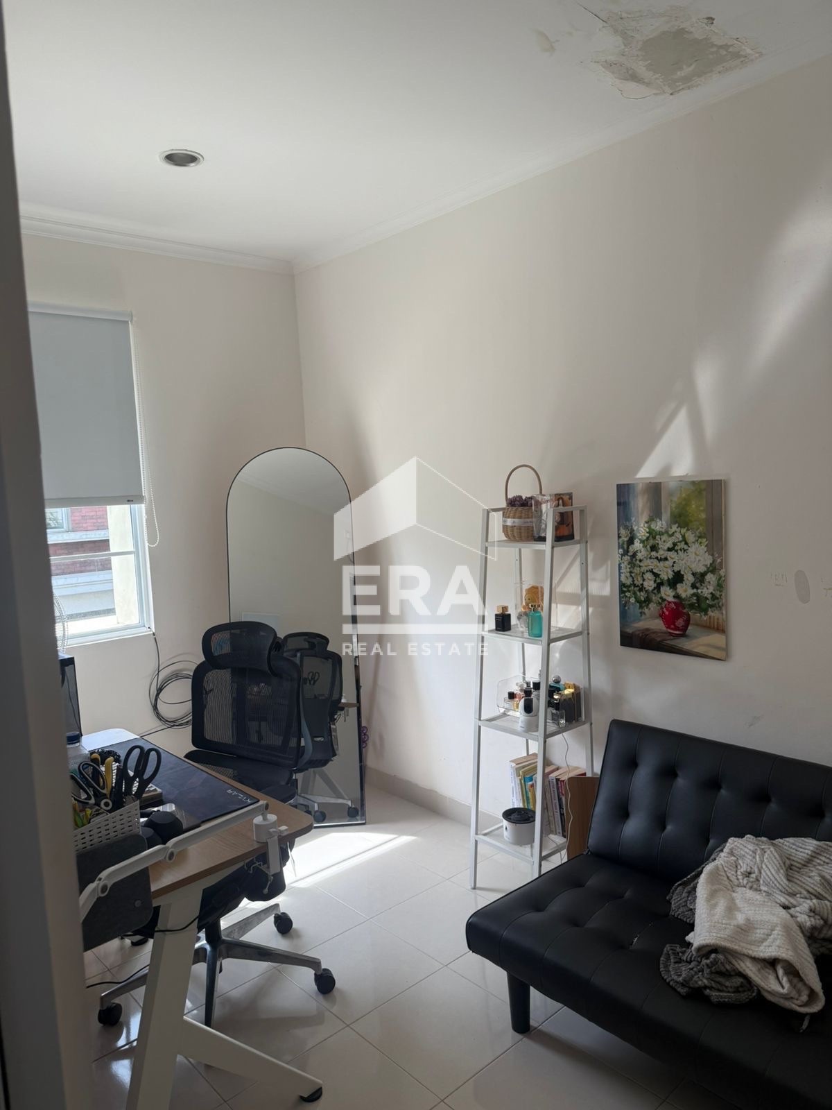 interior 6