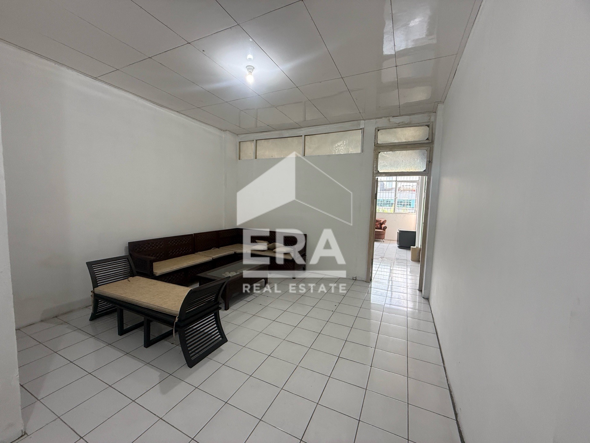 interior 6