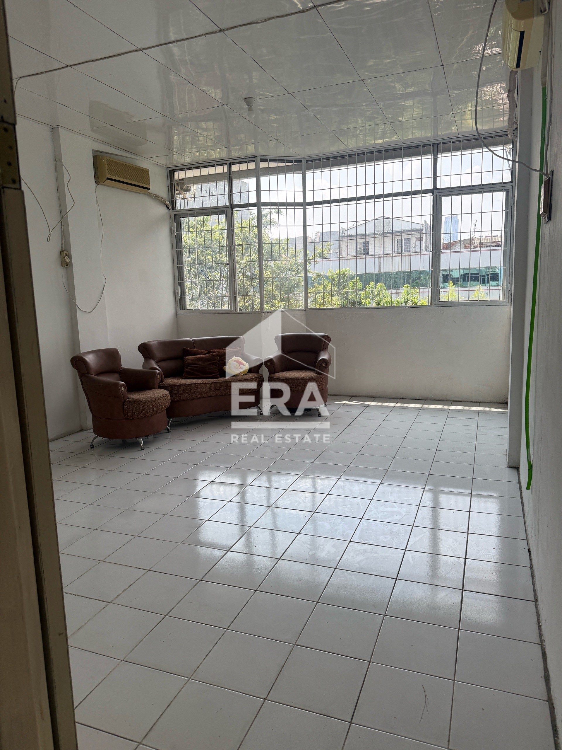 interior 7