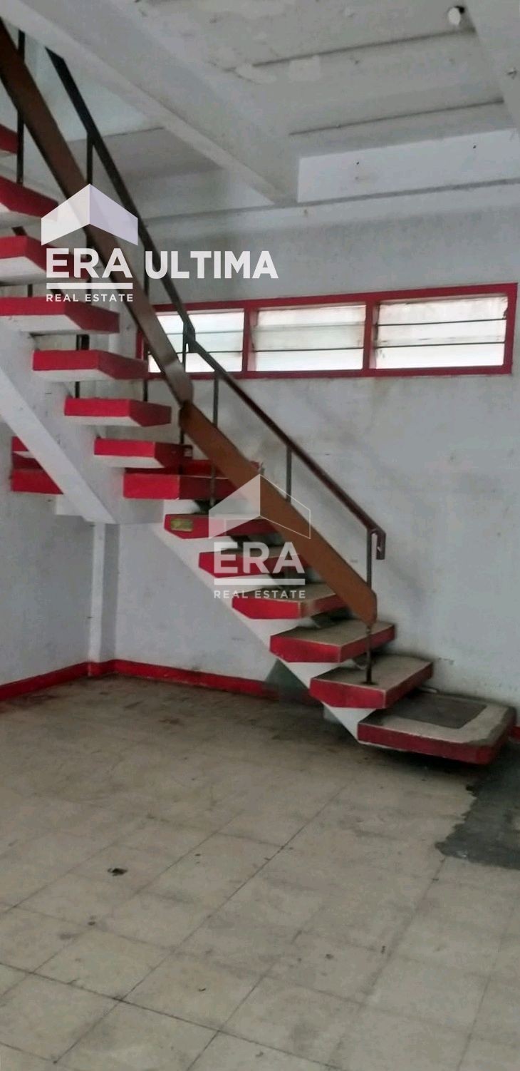 interior 6