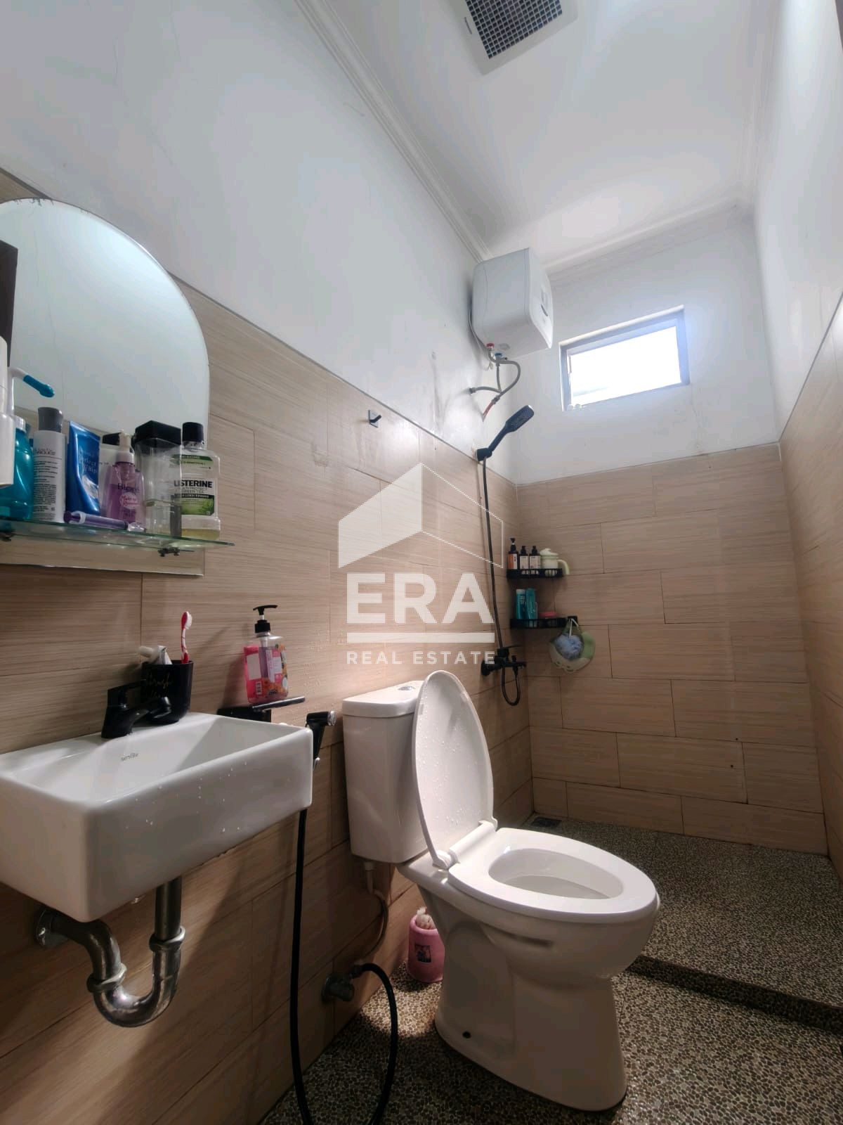 interior 9