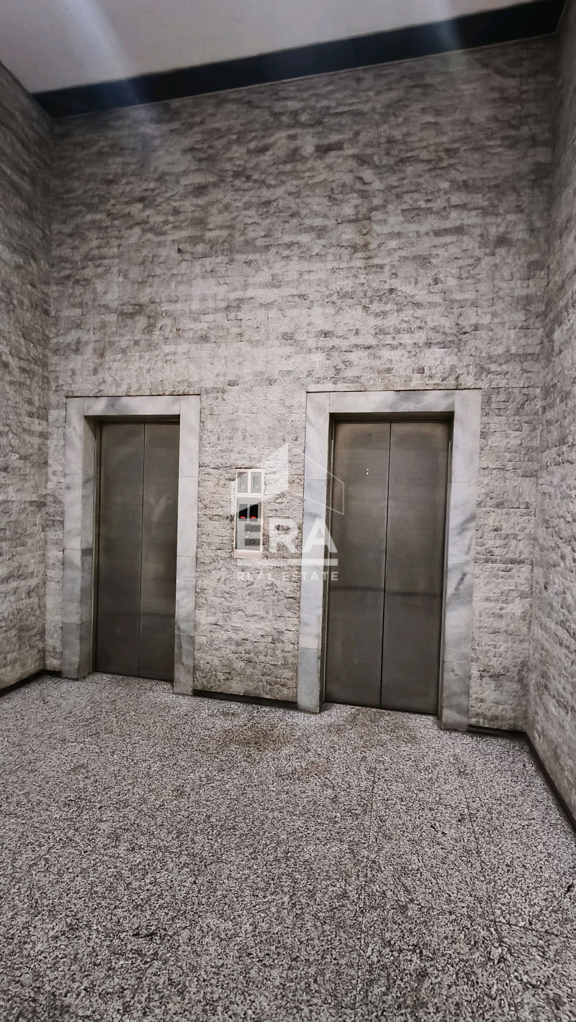 interior 4