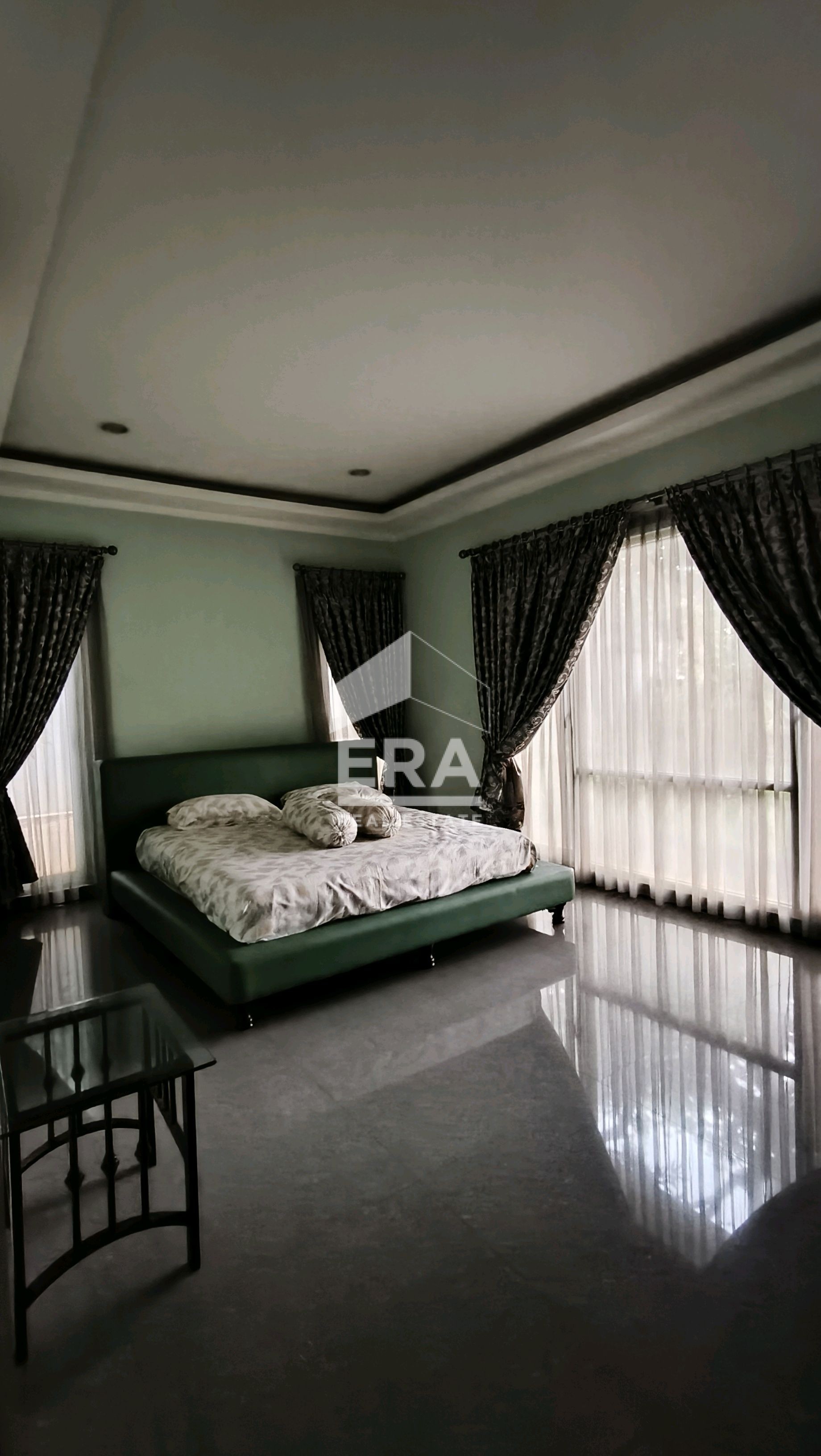 interior 3