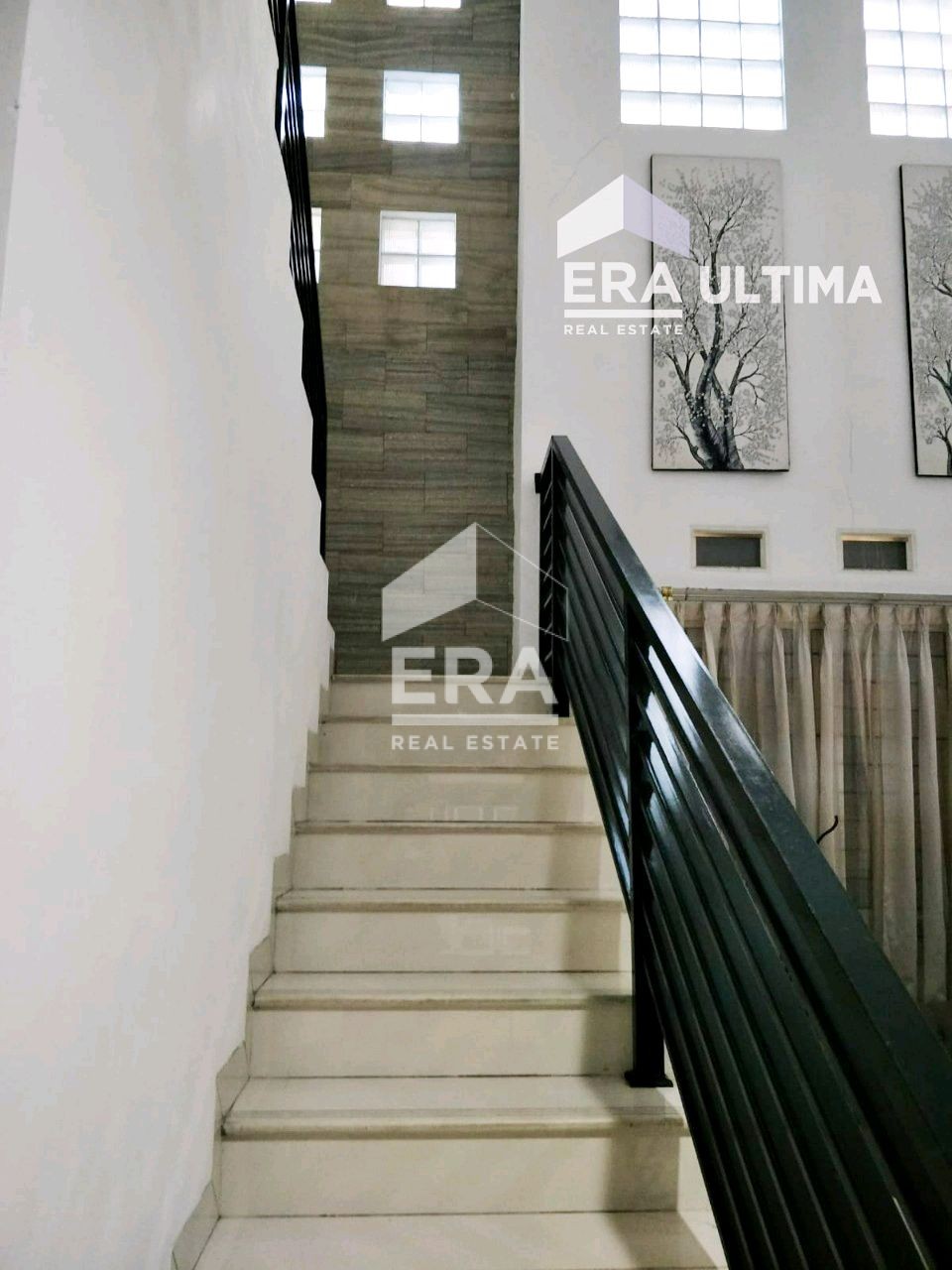 interior 4