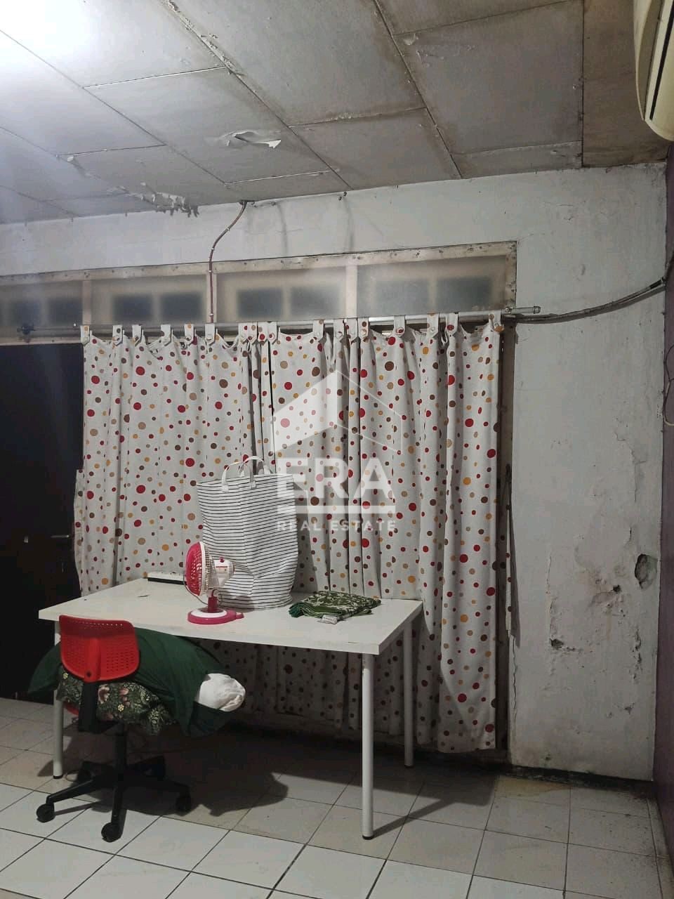 interior 6