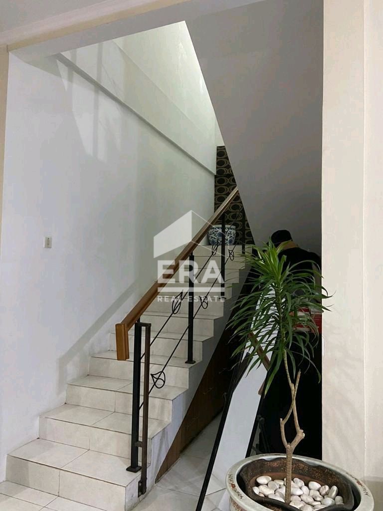 interior 7