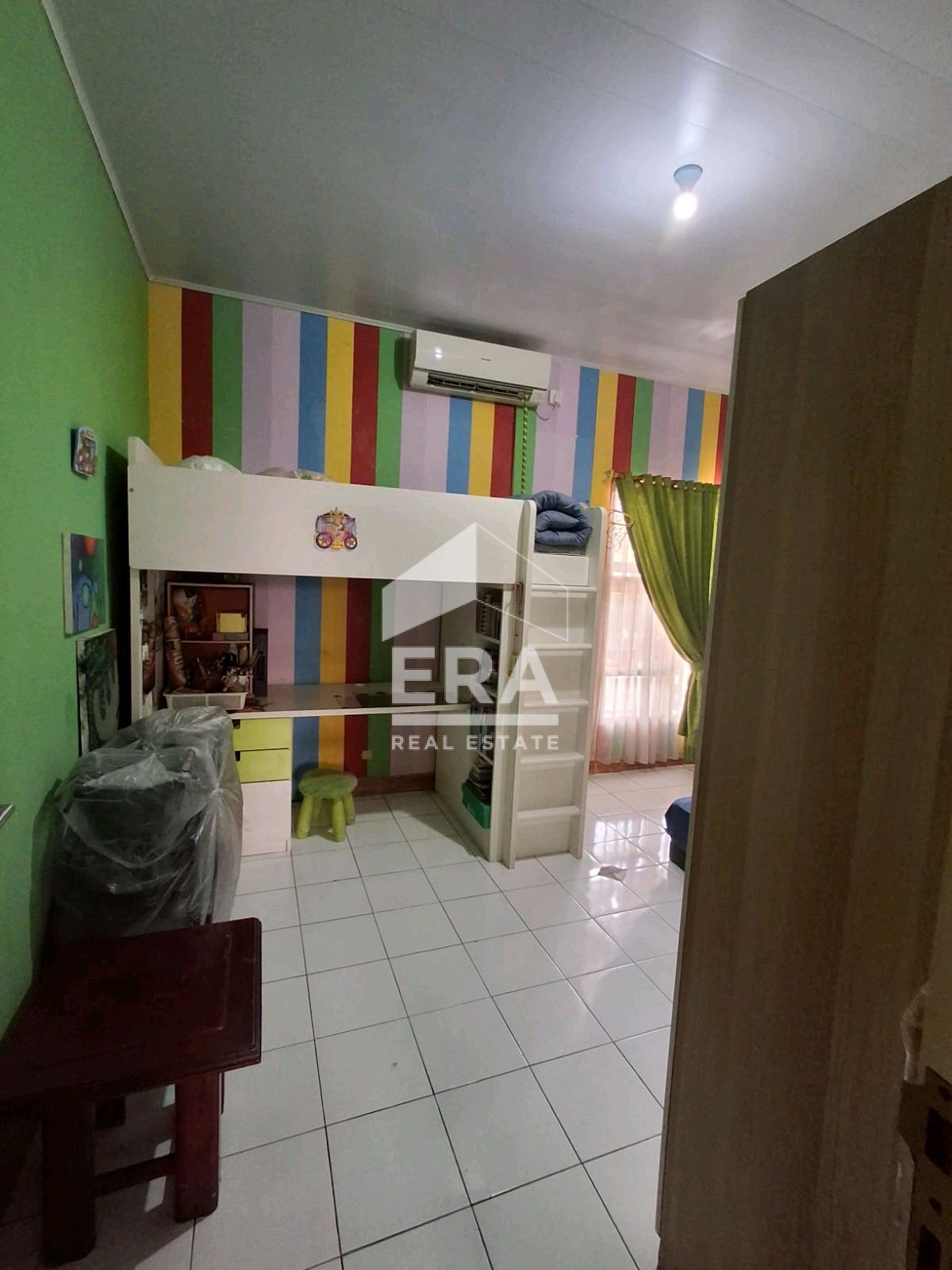 interior 9