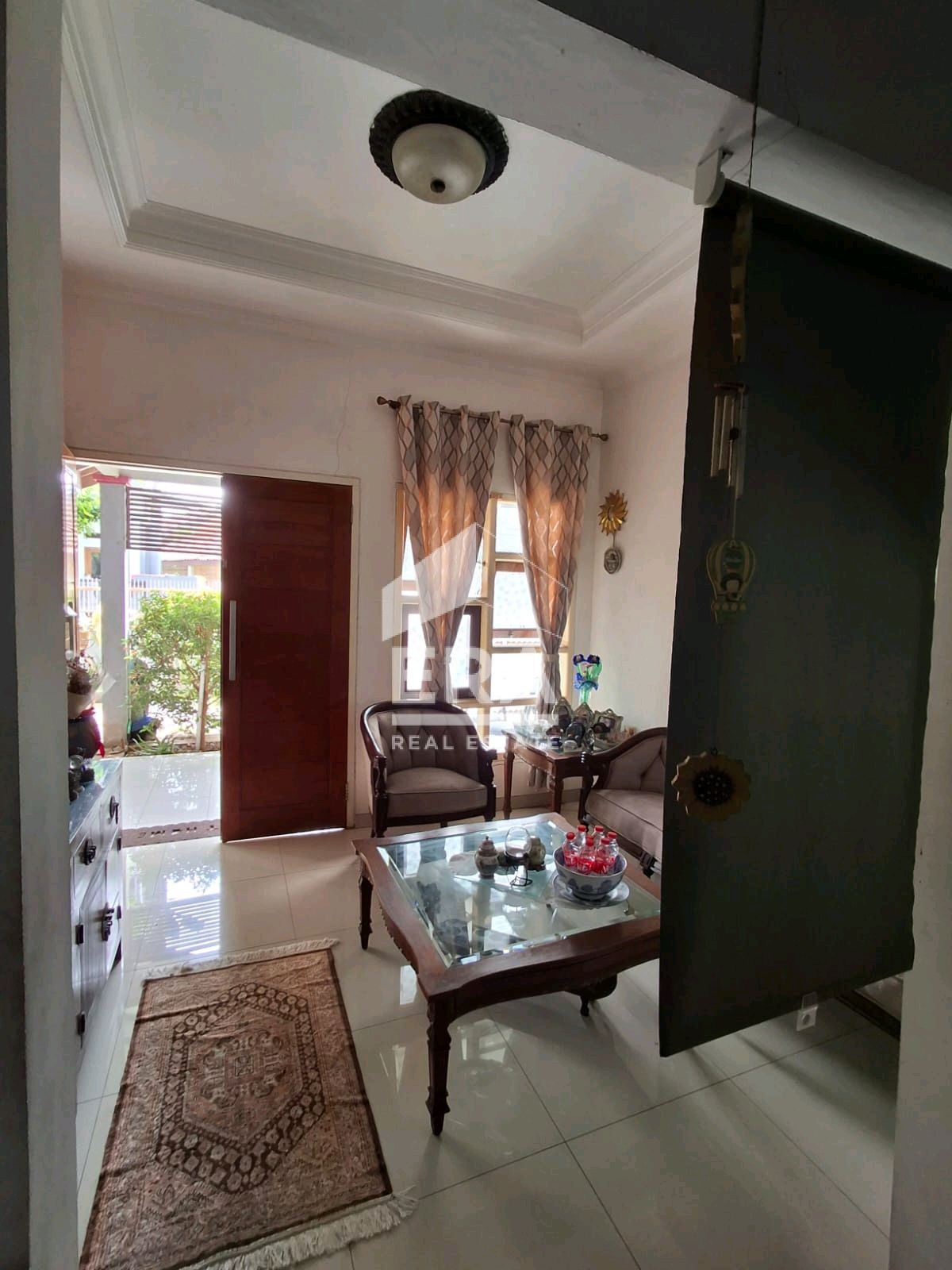 interior 2