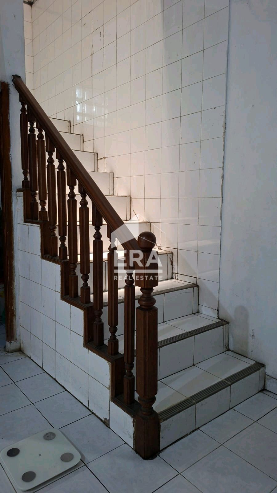 interior 6