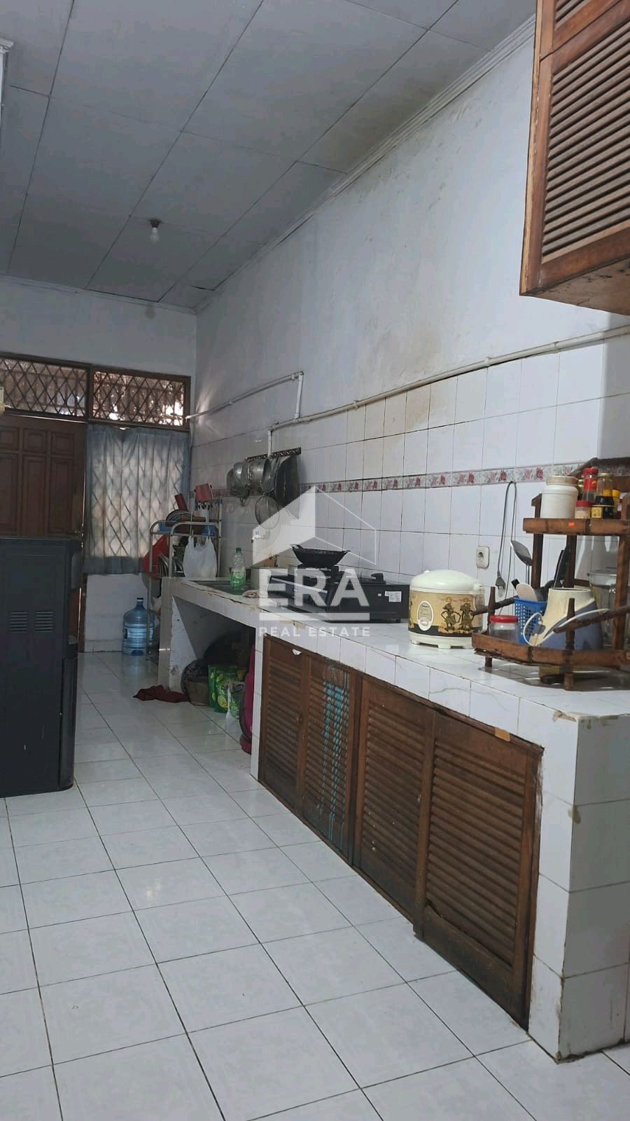interior 8