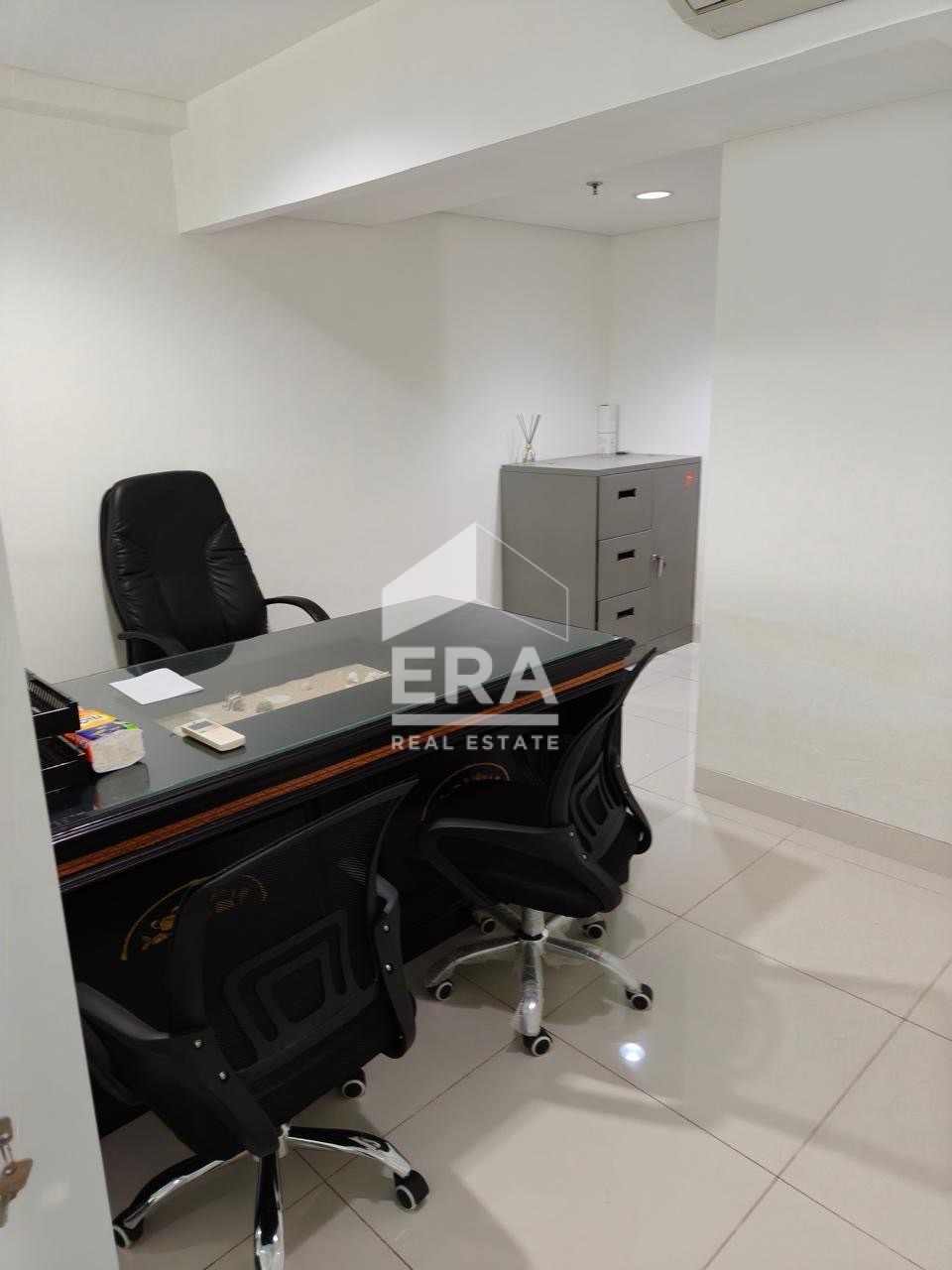 interior 6