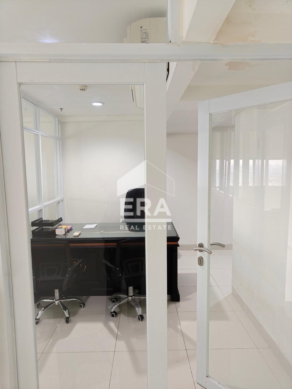 interior 9