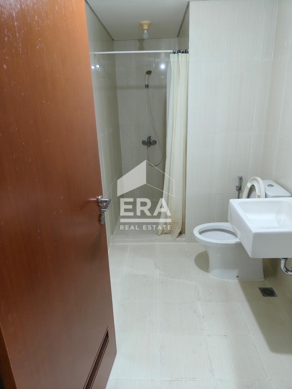 interior 10