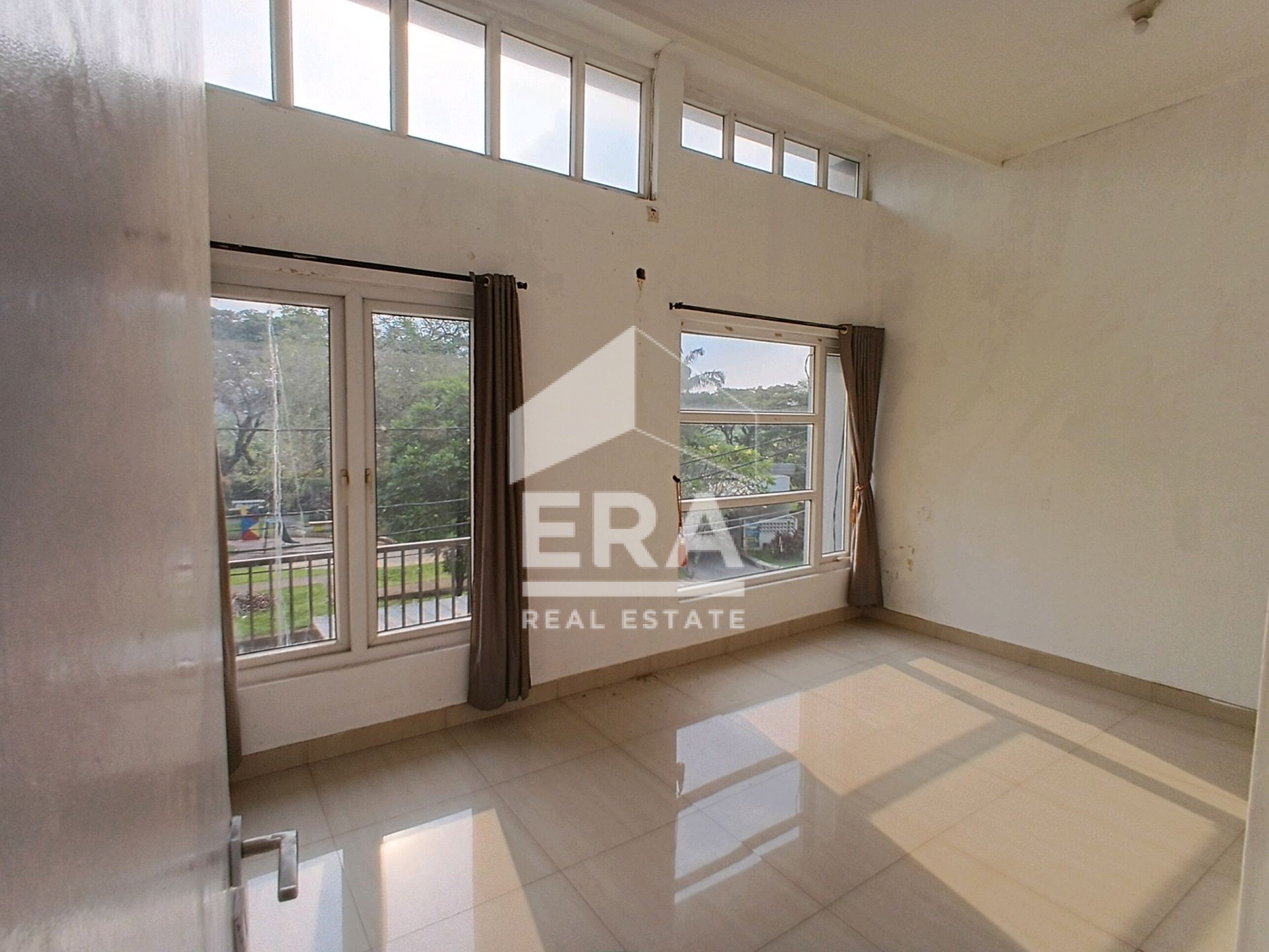 interior 2