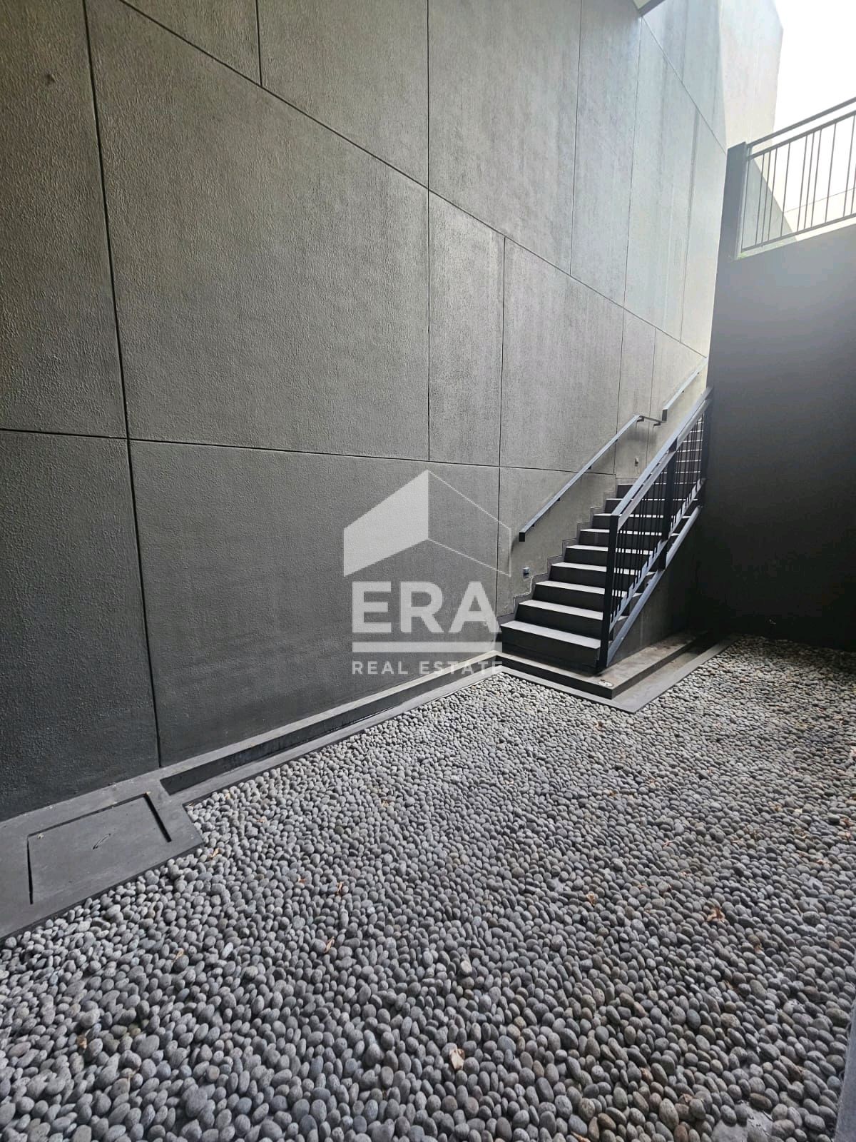 interior 9