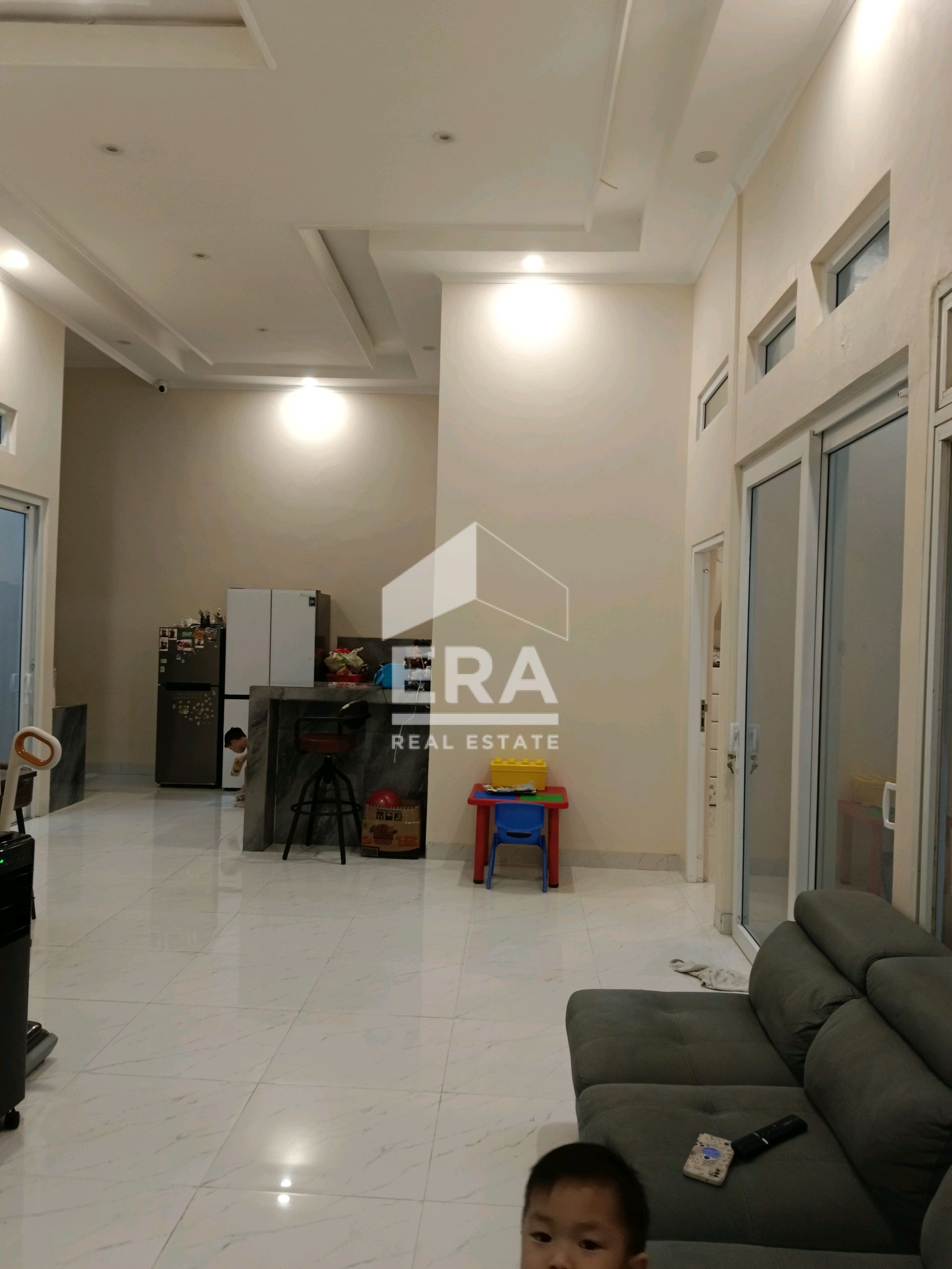 interior 9