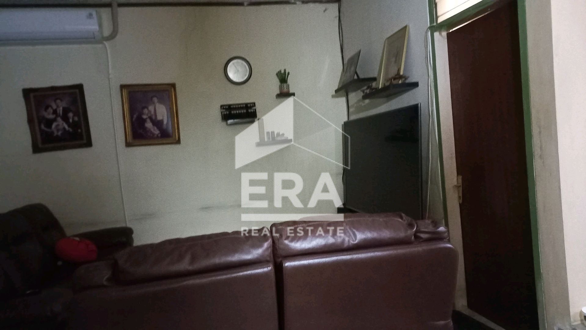 interior 6