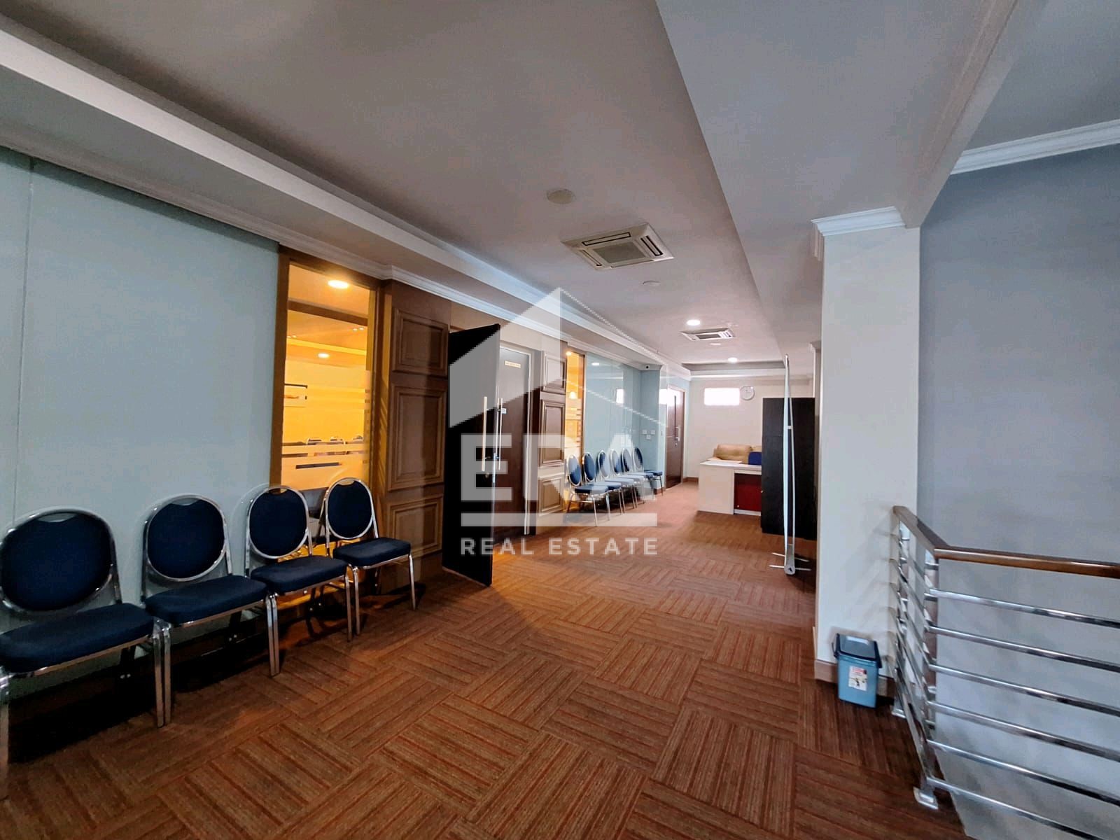 interior 7