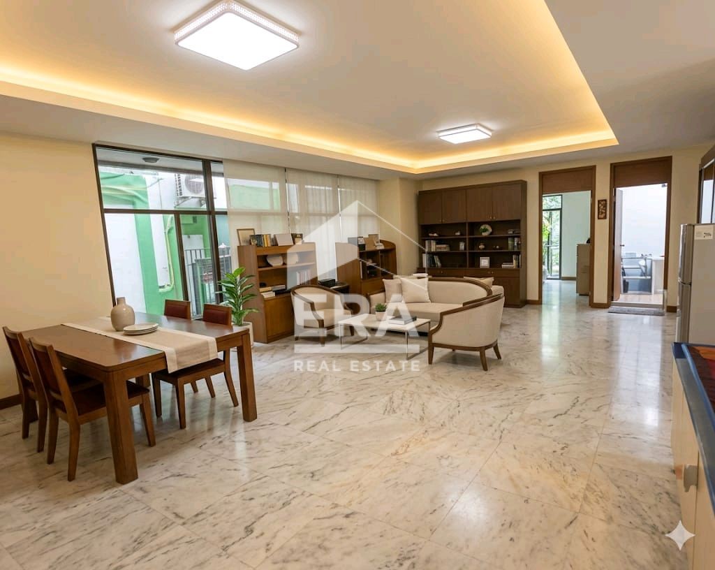 interior 4