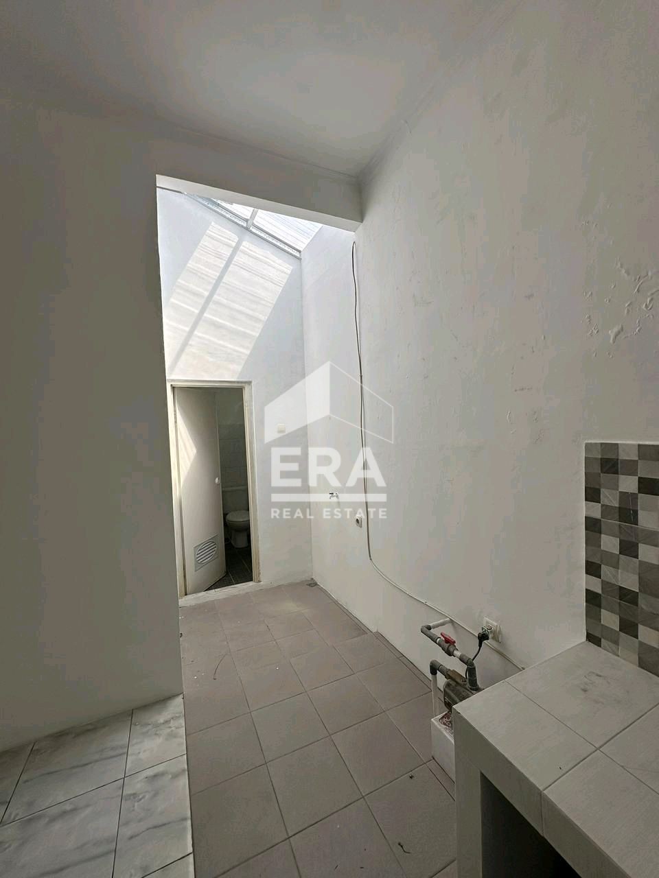interior 3