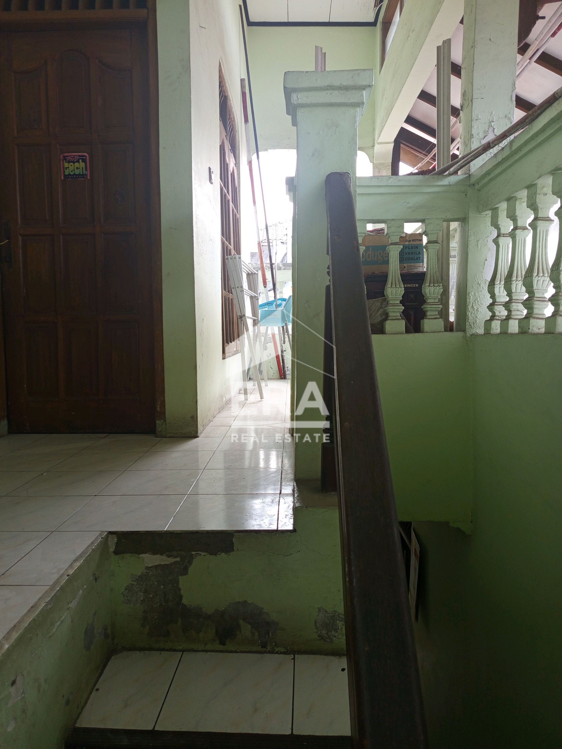 interior 9