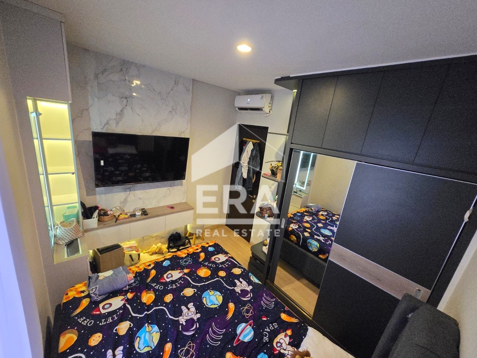 interior 7