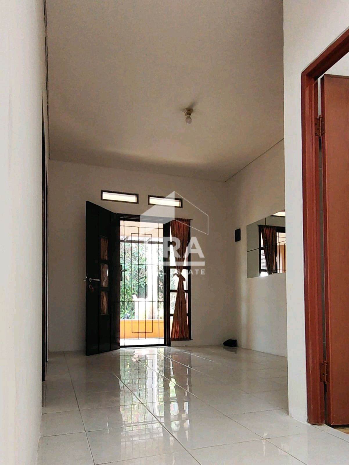 interior 2