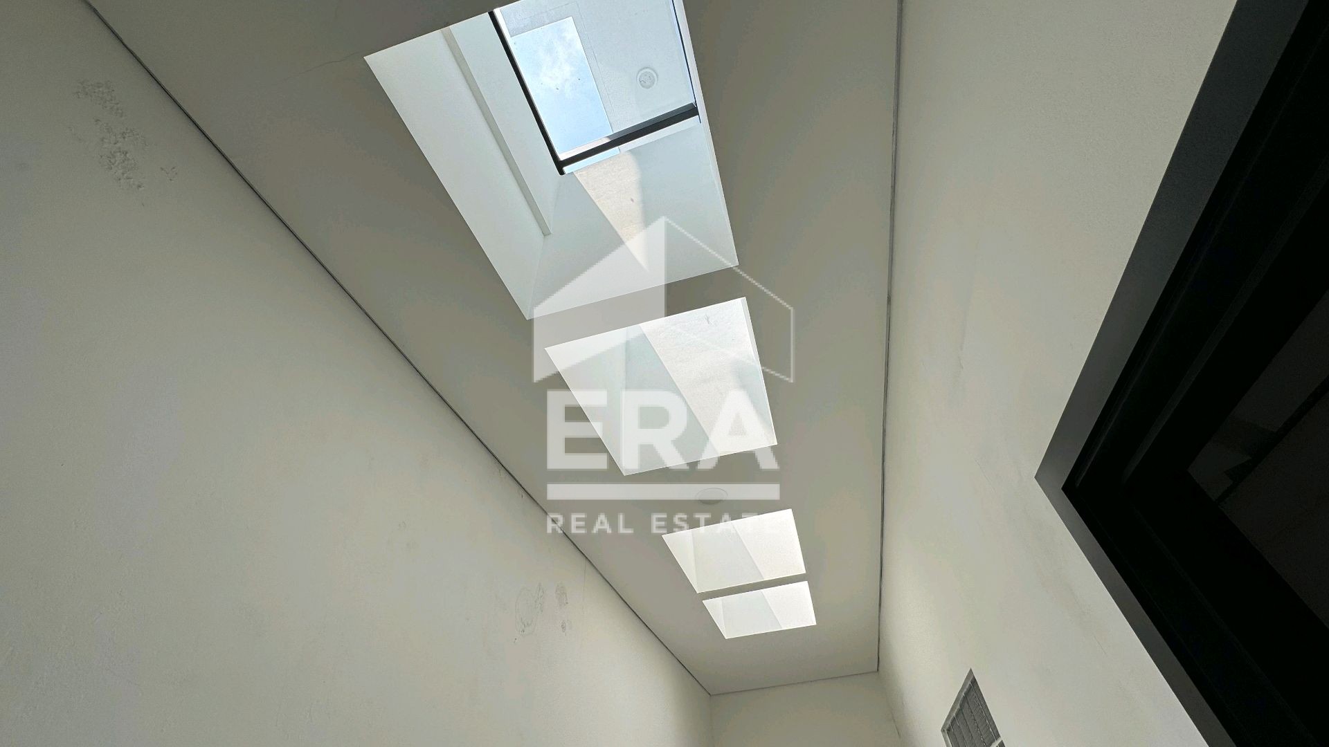 interior 3
