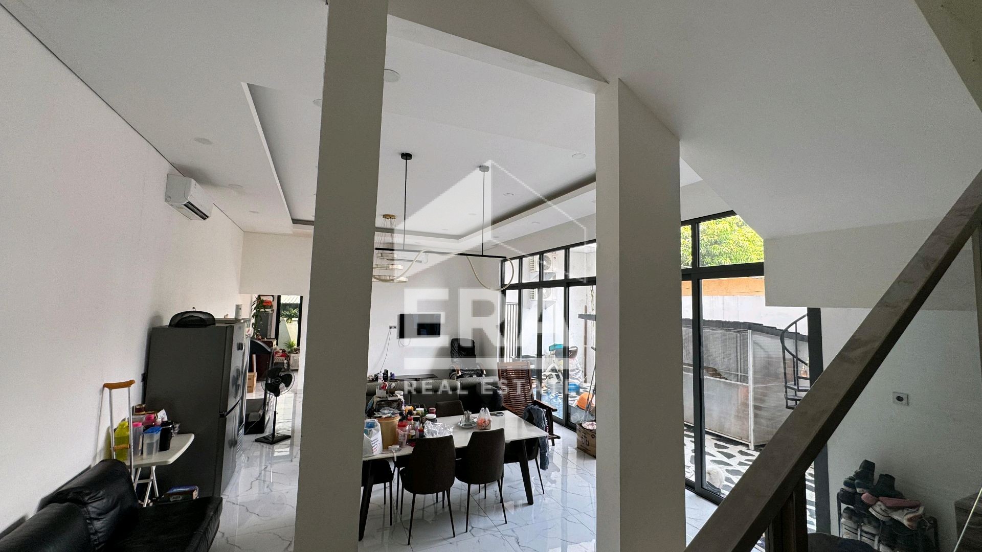 interior 5