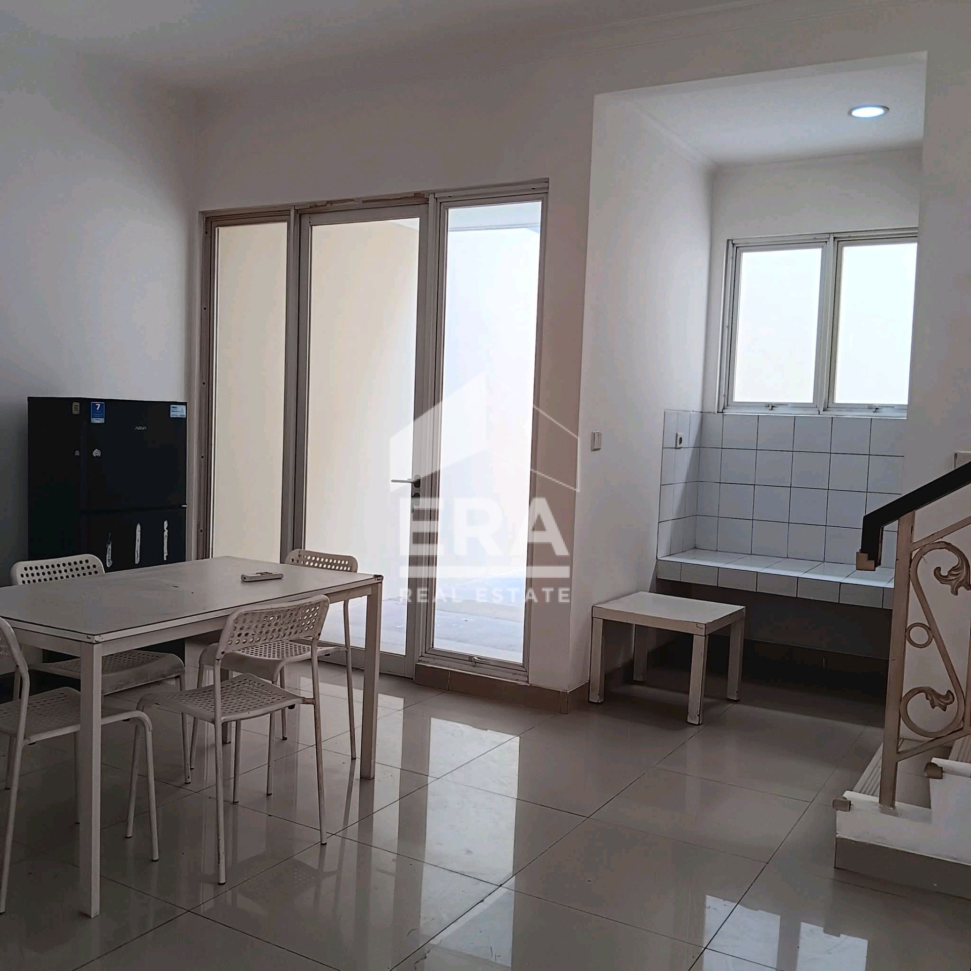 interior 2