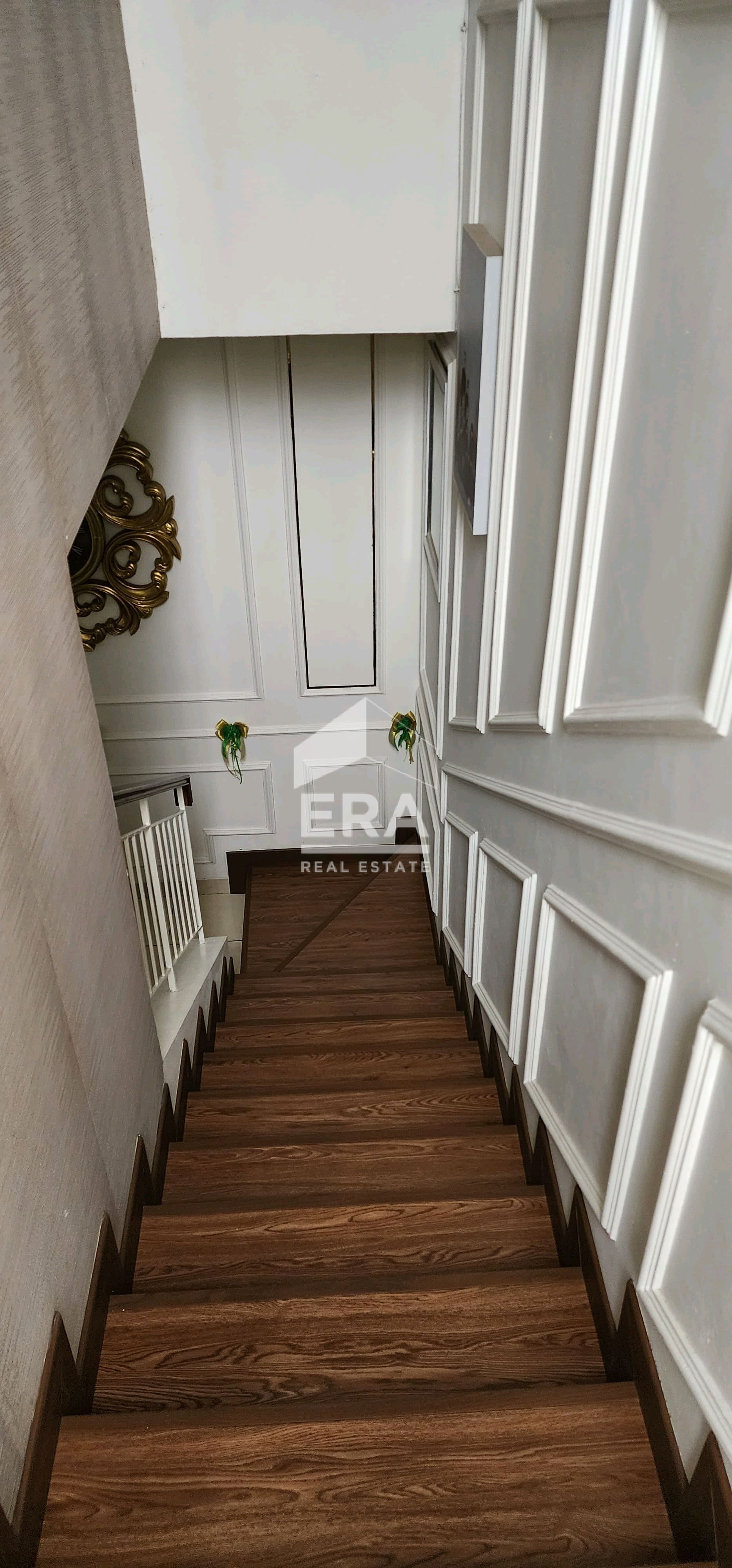 interior 6
