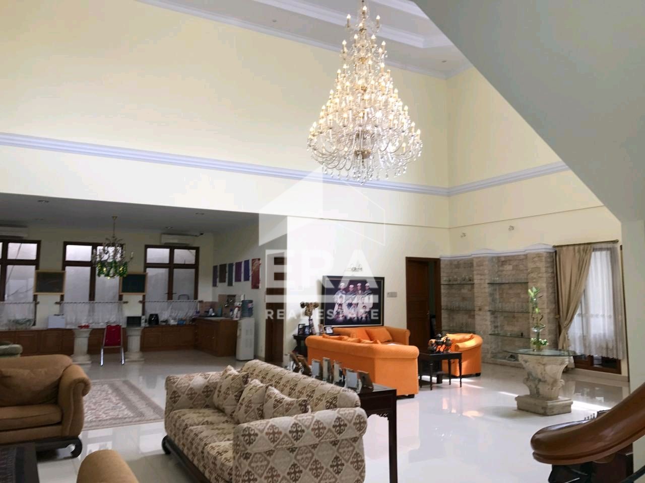 interior 4