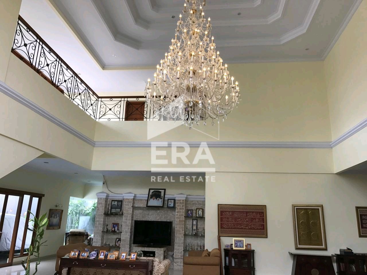 interior 2