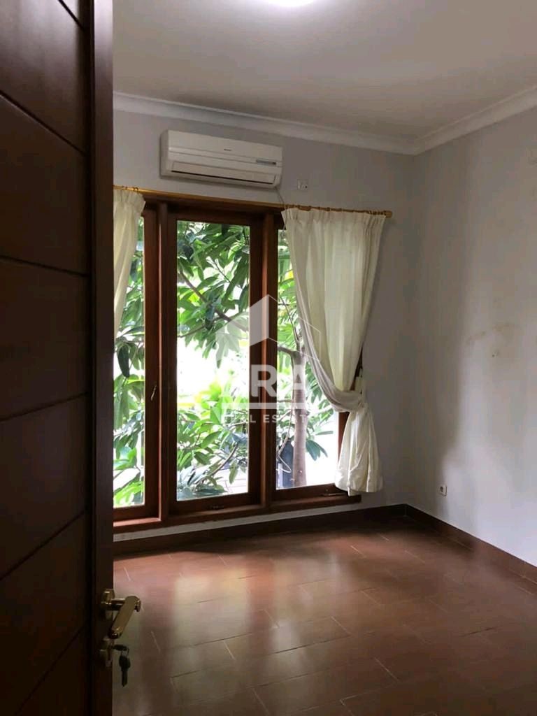 interior 3