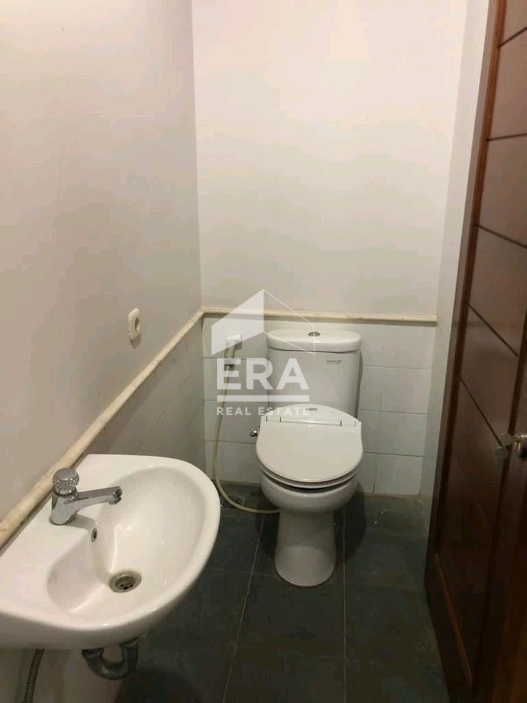 interior 6