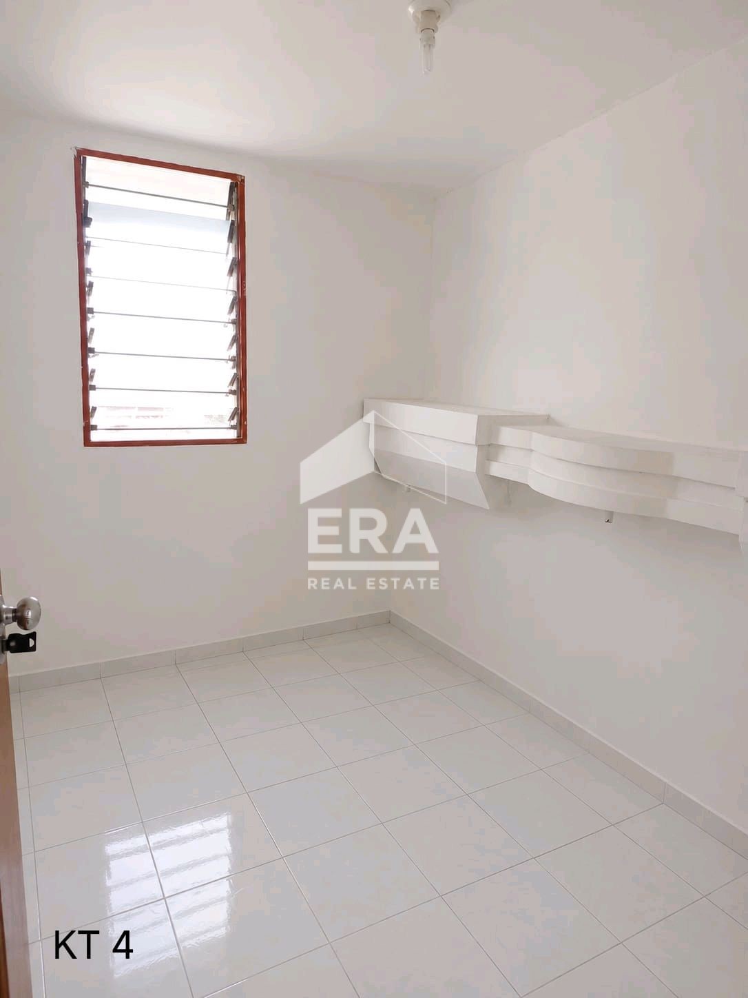 interior 10
