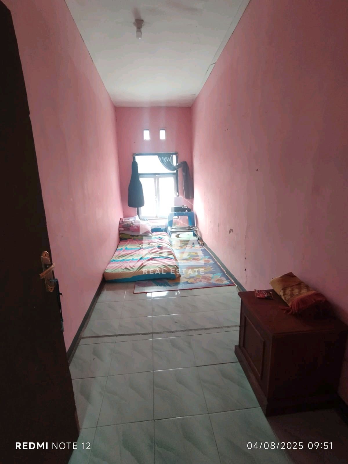 interior 9